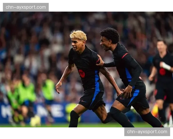 即时：西甲国家德比，巴萨前锋亚马尔开场闪击攻破皇马球门