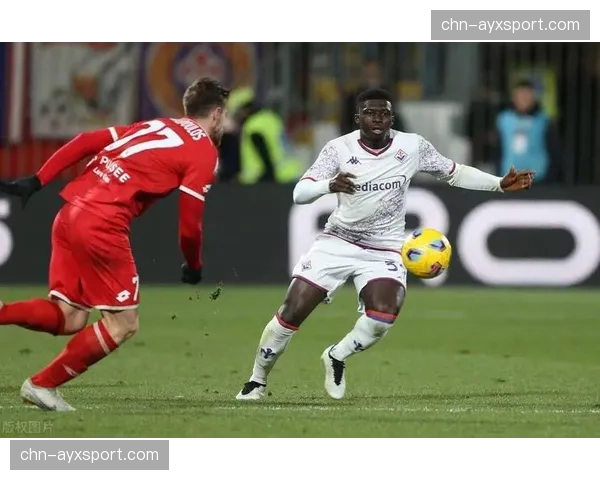 佛罗伦萨1-0小胜都灵，恩佐拉打入制胜球